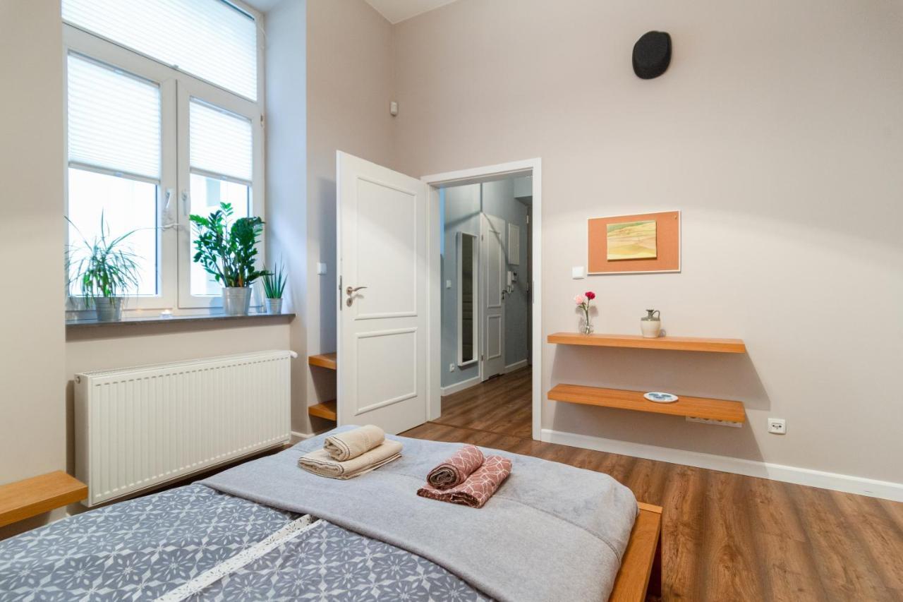 크라쿠프 Wonderful, Secluded And Cozy In The Center. 아파트 외부 사진