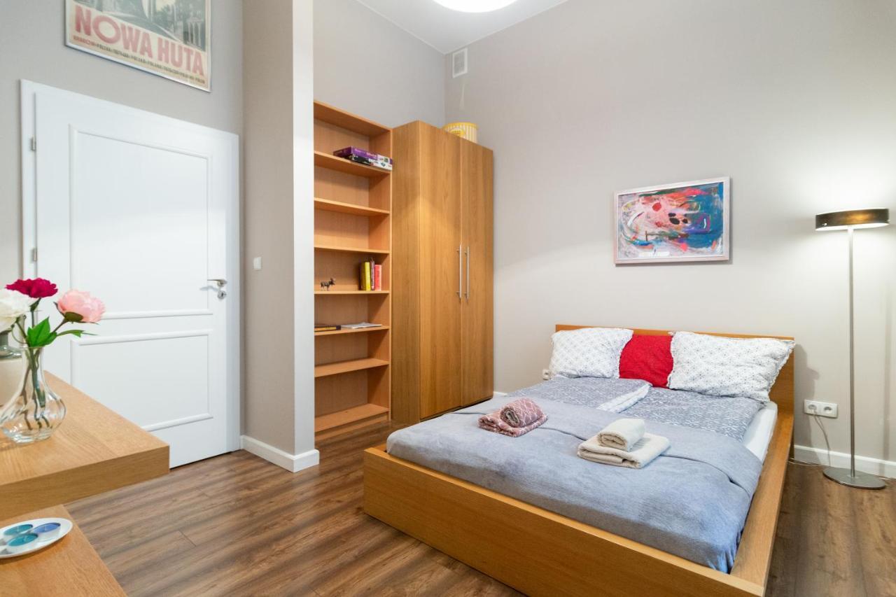 크라쿠프 Wonderful, Secluded And Cozy In The Center. 아파트 외부 사진